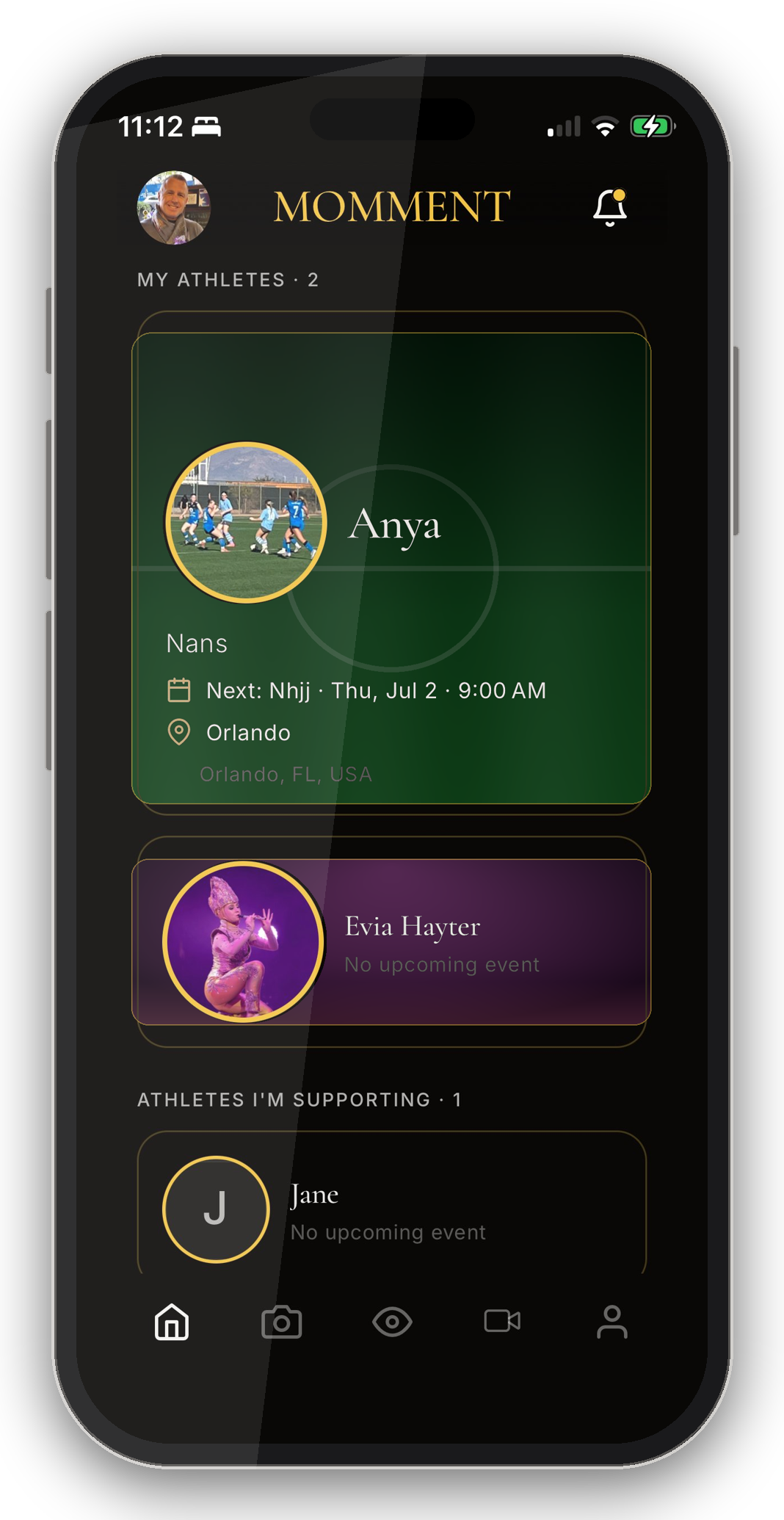 MOMMENT app on iPhone
